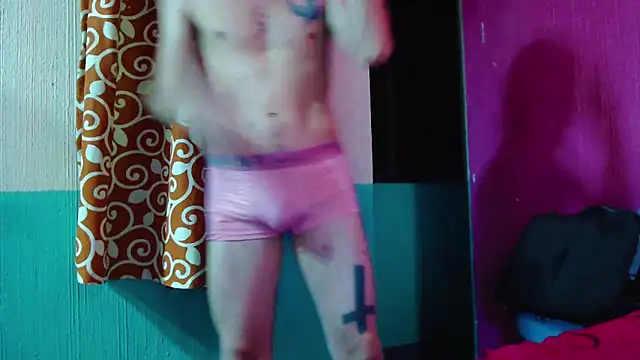 Snapshot of Latinopervs chatting on 03-28-26, 10:37 Latinopervs online show from 03-28-26, 10:37