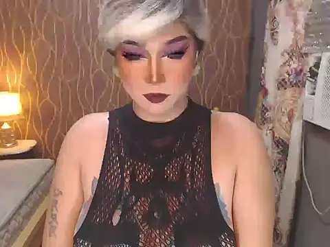 Snapshot of Transdomts4u chatting on 03-05-26, 02:07 Transdomts4u online show from 03-05-26, 02:07