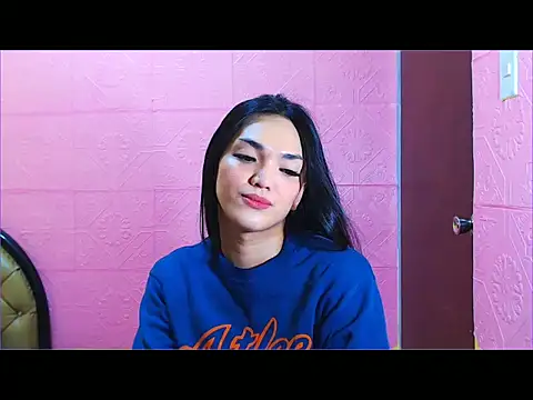 WONDERWOMAN2023 online show from 09-28-25, 10:04