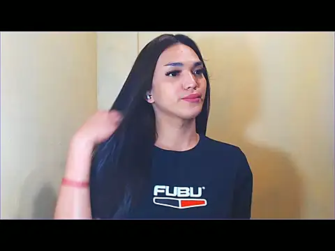 Snapshot of WONDERWOMAN2023 chatting on 02-21-26, 01:28 WONDERWOMAN2023 online show from 02-21-26, 01:28