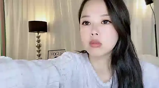 Snapshot of kk_lele chatting on 03-20-25, 04:18 kk lele online show from 03-20-25, 04:18