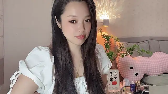 Snapshot of kk_lele chatting on 05-11-26, 02:45 kk lele online show from 05-11-26, 02:45