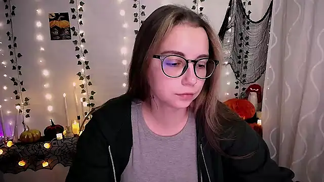 SweetPrincess  online show from 10-27-25, 06:50