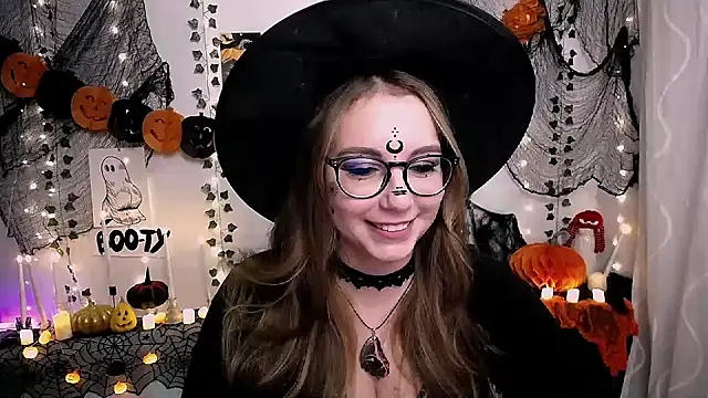 SweetPrincess  online show from 10-29-25, 08:49