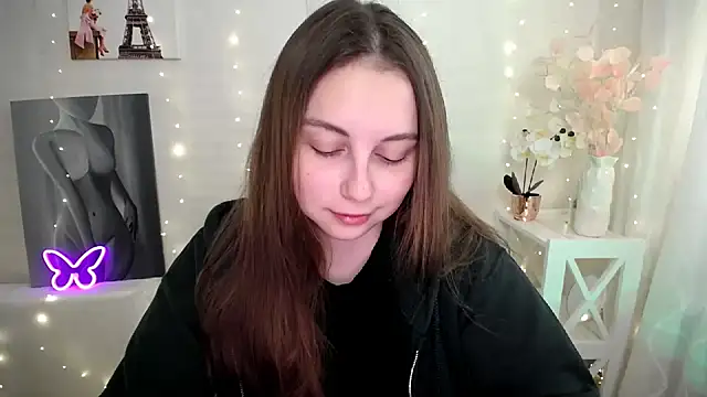 Snapshot of SweetPrincess_ chatting on 04-15-26, 05:36 SweetPrincess online show from 04-15-26, 05:36