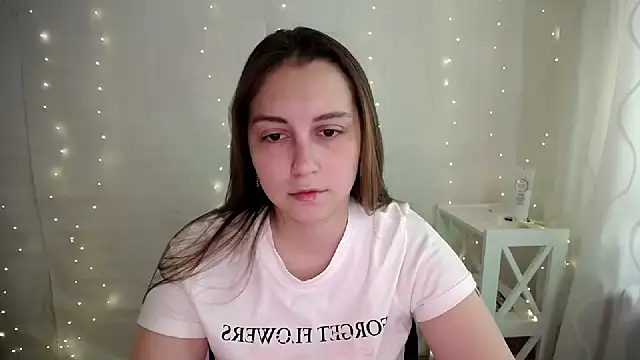 Snapshot of SweetPrincess_ chatting on 05-08-26, 05:35 SweetPrincess online show from 05-08-26, 05:35