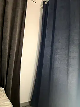 Snapshot of _alleyesonme_ chatting on 10-16-25, 04:30 alleyesonme online show from 10-16-25, 04:30