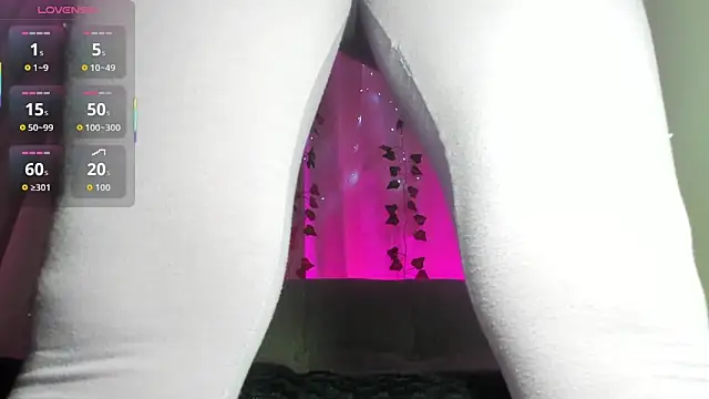 Snapshot of ADELINA_CONTE chatting on 03-17-26, 02:31 ADELINA CONTE online show from 03-17-26, 02:31