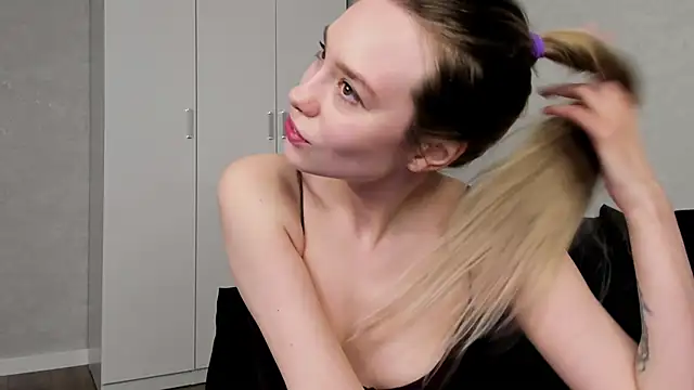 mary shiota online show from 10-29-25, 10:17