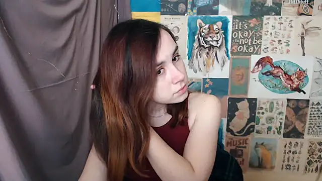 Snapshot of VeryVeryVeryShy_ chatting on 12-17-24, 06:35 VeryVeryVeryShy online show from 12-17-24, 06:35