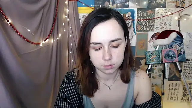 Snapshot of VeryVeryVeryShy_ chatting on 12-26-24, 06:52 VeryVeryVeryShy online show from 12-26-24, 06:52