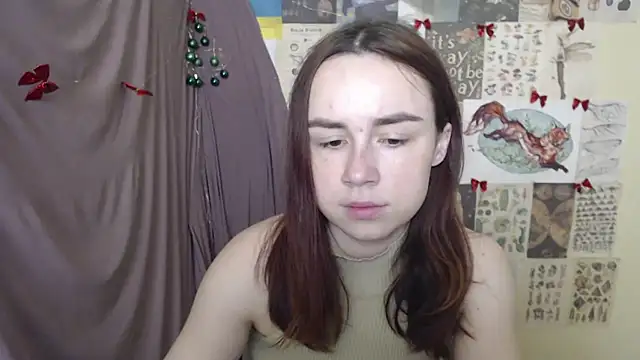 VeryVeryVeryShy  online show from 12-20-25, 06:31