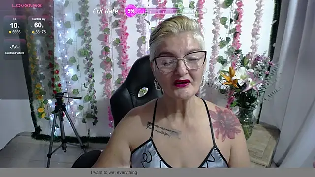bety-cum2 online show from 12-19-24, 10:45
