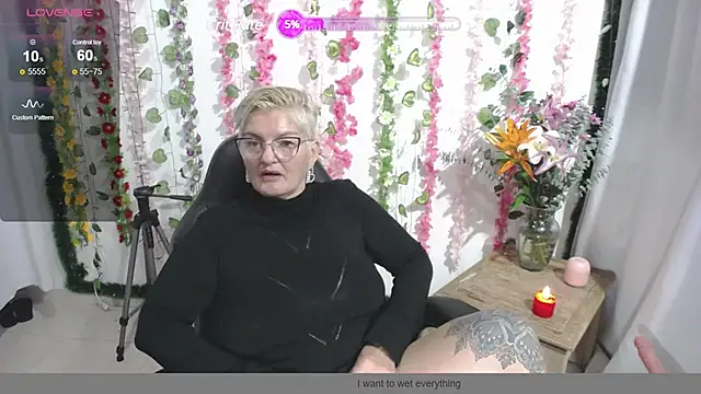 bety-cum2 online show from 12-22-24, 09:44