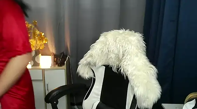 Snapshot of Ur_Fantastic_Lina chatting on 02-10-25, 11:04 Ur Fantastic Lina online show from 02-10-25, 11:04