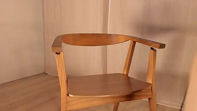 hee jeen online show from 03-15-25, 01:30