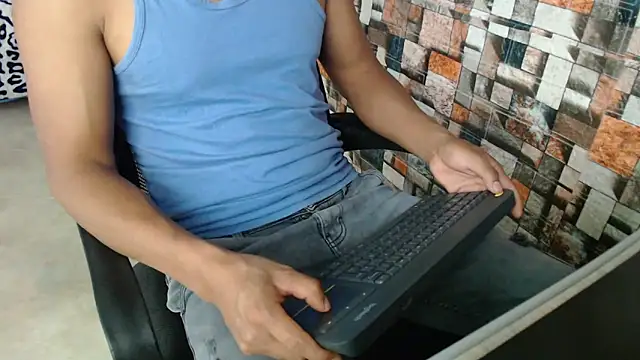 sexatlexx online show from 11-13-25, 09:14