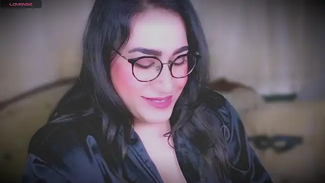 Snapshot of MERA_arab chatting on 01-26-25, 10:46 MERA arab online show from 01-26-25, 10:46