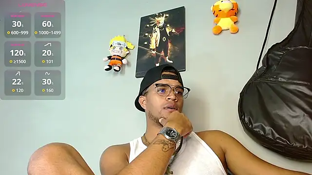 Snapshot of Bigcock_21cm_ chatting on 10-13-25, 02:06 Bigcock 21cm online show from 10-13-25, 02:06