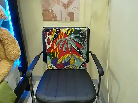 Snapshot of Skinny_regie99xxx chatting on 09-29-25, 11:37 Skinny regie99xxx online show from 09-29-25, 11:37