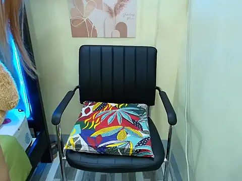 Snapshot of Skinny_regie99xxx chatting on 10-02-25, 11:23 Skinny regie99xxx online show from 10-02-25, 11:23