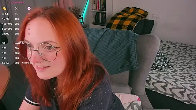 Snapshot of Alice_CutePerv chatting on 09-28-25, 10:15 Alice CutePerv online show from 09-28-25, 10:15