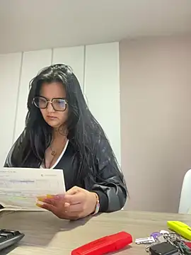 SWEETLILY18 online show from 12-10-24, 11:22