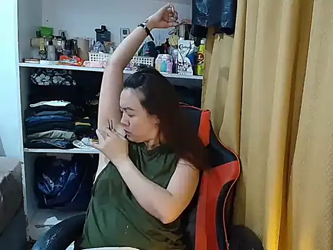 crizzybel online show from 02-19-26, 04:47