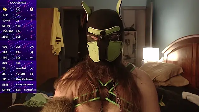 Snapshot of kinkywolf429 chatting on 09-13-25, 02:28 kinkywolf429 online show from 09-13-25, 02:28