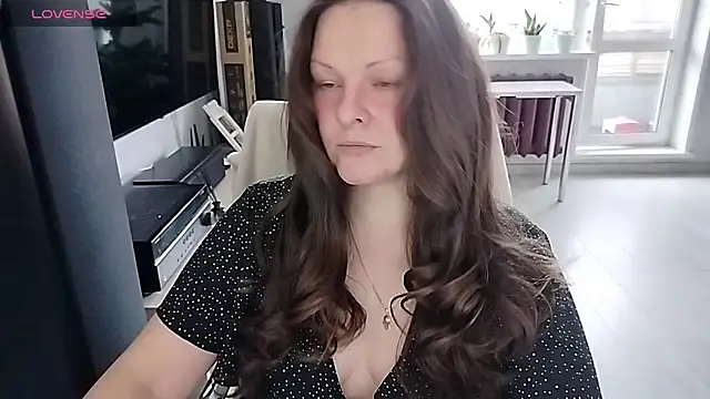 Marla Singerrr online show from 05-17-26, 05:38