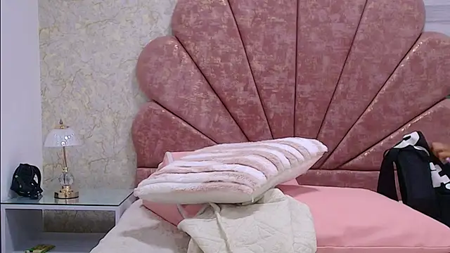 leon gaby online show from 11-27-25, 07:16