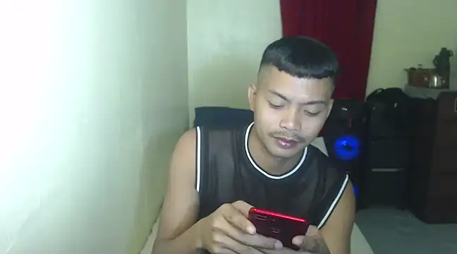 Snapshot of Asianboybig1_Daniel chatting on 02-25-25, 11:08 Asianboybig1 Daniel online show from 02-25-25, 11:08