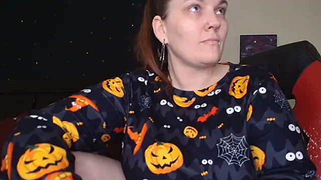 ToxicLilly online show from 10-16-25, 07:42