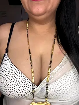 Snapshot of Zoya_Varma004 chatting on 10-12-25, 06:56 Zoya Varma004 online show from 10-12-25, 06:56