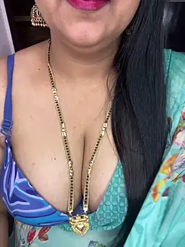 Snapshot of Zoya_Varma004 chatting on 02-20-26, 05:37 Zoya Varma004 online show from 02-20-26, 05:37