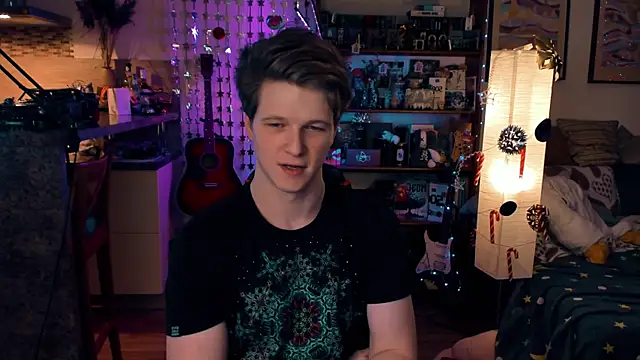 Snapshot of Breston_Sweet chatting on 12-13-24, 07:10 Breston Sweet online show from 12-13-24, 07:10