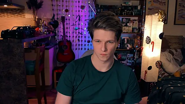 Snapshot of Breston_Sweet chatting on 12-16-24, 04:27 Breston Sweet online show from 12-16-24, 04:27