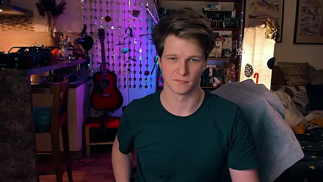 Snapshot of Breston_Sweet chatting on 12-16-24, 07:43 Breston Sweet online show from 12-16-24, 07:43