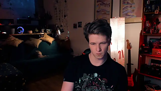 Snapshot of Breston_Sweet chatting on 12-21-24, 06:55 Breston Sweet online show from 12-21-24, 06:55