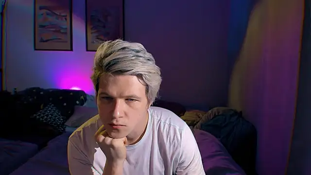 Snapshot of Breston_Sweet chatting on 09-22-25, 07:49 Breston Sweet online show from 09-22-25, 07:49