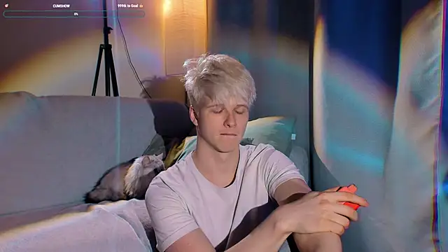 Snapshot of Breston_Sweet chatting on 10-21-25, 07:47 Breston Sweet online show from 10-21-25, 07:47