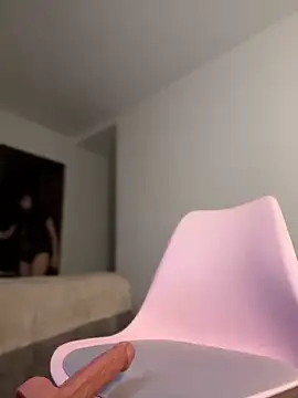 Snapshot of martiiaciar chatting on 11-16-25, 12:05 martiiaciar online show from 11-16-25, 12:05