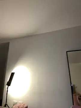 Snapshot of martiiaciar chatting on 12-02-25, 01:44 martiiaciar online show from 12-02-25, 01:44