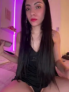 Snapshot of martiiaciar chatting on 12-15-25, 01:21 martiiaciar online show from 12-15-25, 01:21