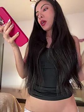 Snapshot of martiiaciar chatting on 12-21-25, 09:44 martiiaciar online show from 12-21-25, 09:44