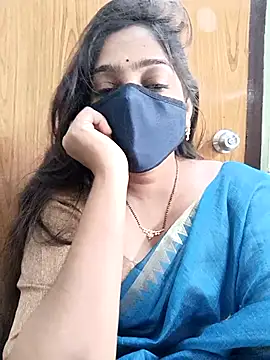 Snapshot of yoursana- chatting on 09-24-25, 04:38 yoursana- online show from 09-24-25, 04:38