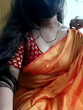 Snapshot of yoursana- chatting on 09-25-25, 05:11 yoursana- online show from 09-25-25, 05:11