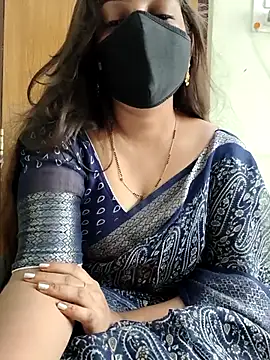 Snapshot of yoursana- chatting on 10-03-25, 04:42 yoursana- online show from 10-03-25, 04:42