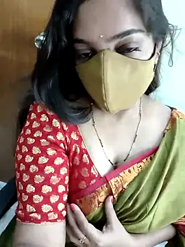 Snapshot of yoursana- chatting on 10-31-25, 04:24 yoursana- online show from 10-31-25, 04:24