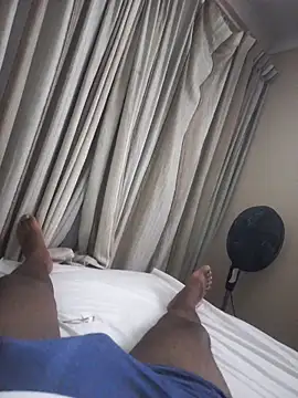 Snapshot of jonjob44 chatting on 11-14-25, 11:57 jonjob44 online show from 11-14-25, 11:57